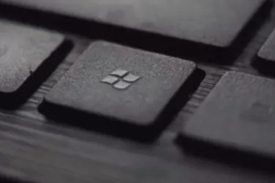 Zoomed picture of keyboard key of Microsoft