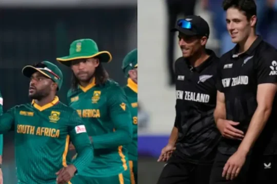 South Africa in green on the left, New Zealand in black on the right.