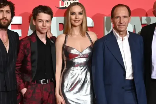 Actors on red carpet for "28 Years Later" world premiere.